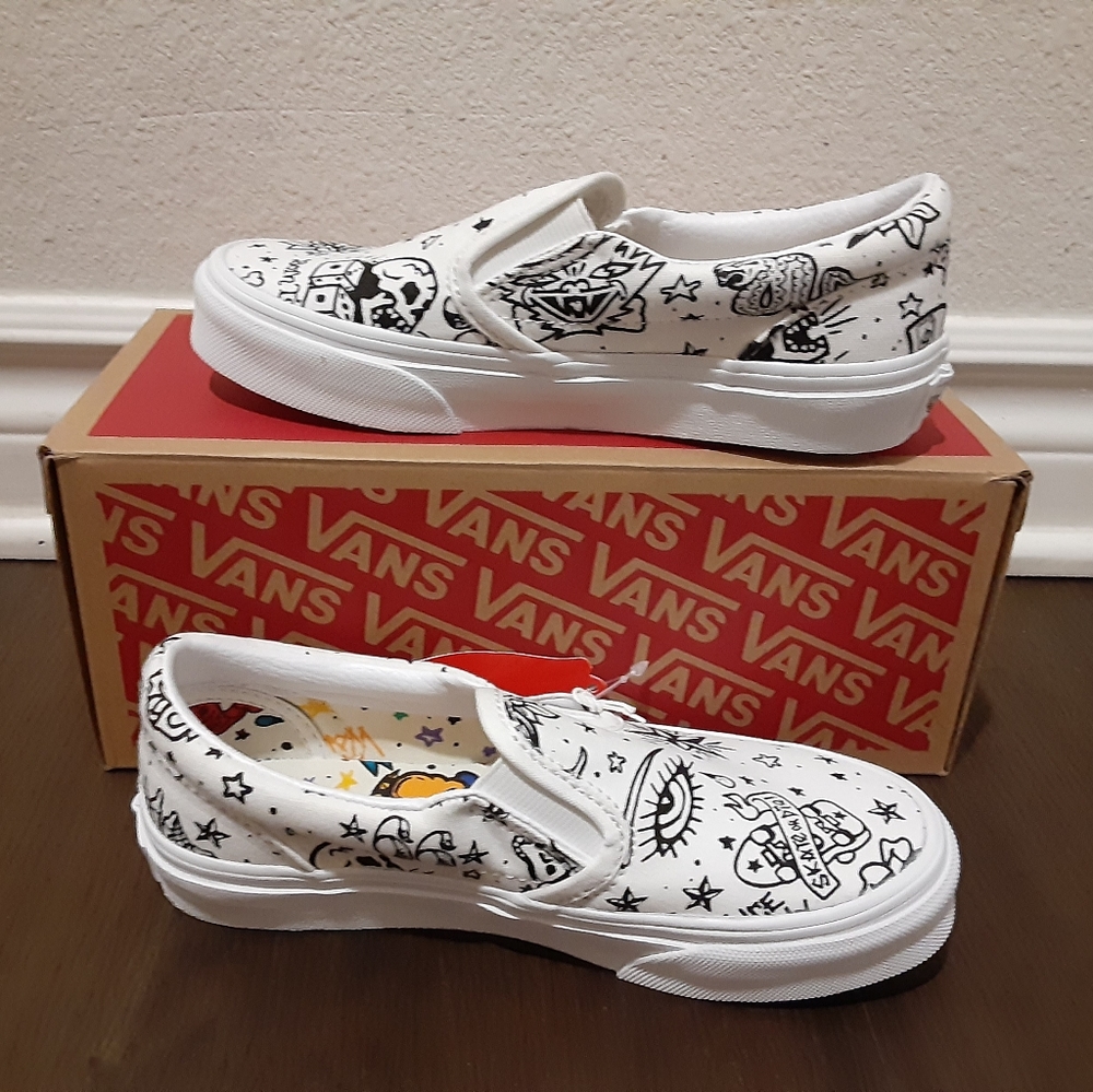 Vans - Picture 2 of 4